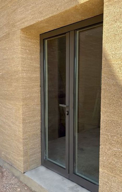 porte-fenetre-aluminium-min